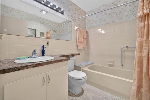 Copropriété à vendre à Clearwater, Floride: 3 chambres, 204.38 m2 № 2151370 - photo 25