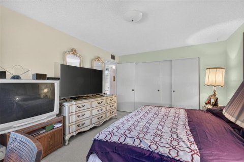 Copropriété à vendre à Clearwater, Floride: 3 chambres, 204.38 m2 № 2151370 - photo 27
