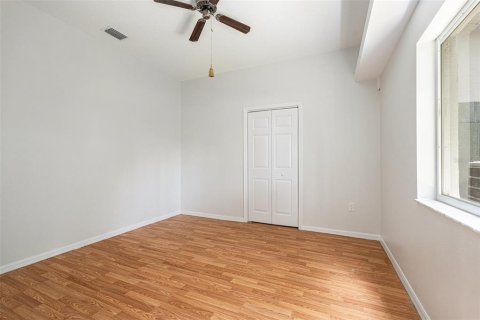 Casa en venta en Spring Hill, Florida, 3 dormitorios, 193.24 m2 № 1904005 - foto 16