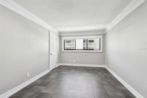 Apartamento en alquiler en Belleair Bluffs, Florida, 1 dormitorio, 69.68 m2 № 1679372 - foto 18