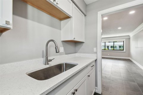 Apartamento en alquiler en Belleair Bluffs, Florida, 1 dormitorio, 69.68 m2 № 1679372 - foto 15