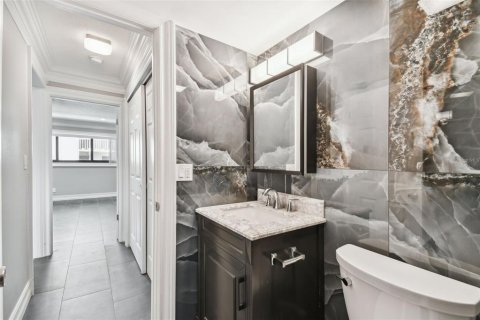 Apartamento en alquiler en Belleair Bluffs, Florida, 1 dormitorio, 69.68 m2 № 1679372 - foto 25