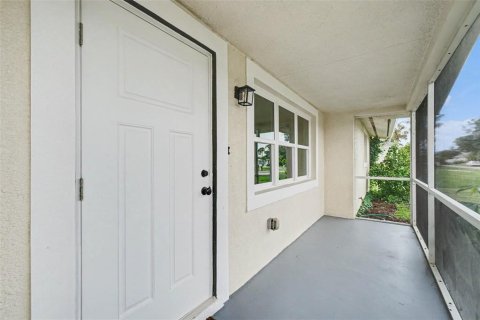 House in Venice, Florida 2 bedrooms, 111.76 sq.m. № 2350186 - photo 6