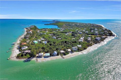 Terreno en venta en Captiva, Florida № 1909981 - foto 1