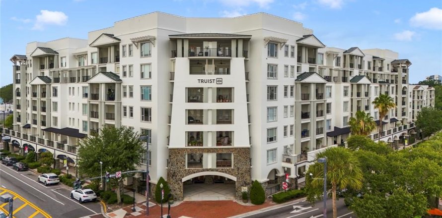 Condo in Orlando, Florida, 1 bedroom № 1755397