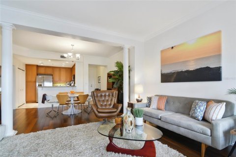 Condo in Orlando, Florida, 1 bedroom  № 1755397 - photo 7