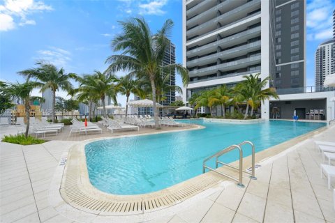 Condominio en alquiler en Miami, Florida, 34.75 m2 № 2339941 - foto 14