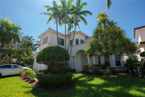Casa en venta en Hollywood, Florida, 5 dormitorios, 400.87 m2 № 1890434 - foto 3