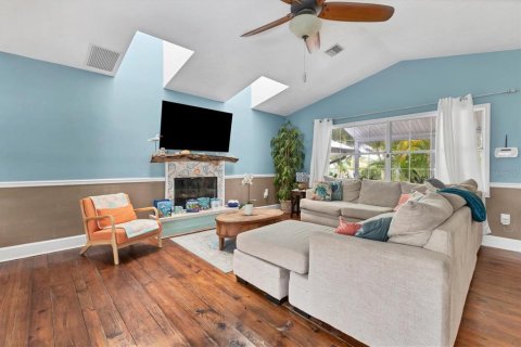 Casa en venta en Englewood, Florida, 5 dormitorios, 281.4 m2 № 1631475 - foto 10