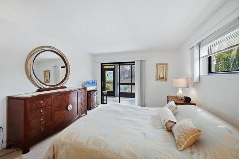 Condo in Sarasota, Florida, 3 bedrooms № 2398695 - photo 14