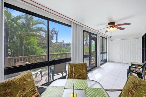 Condo in Sarasota, Florida, 3 bedrooms № 2398695 - photo 25