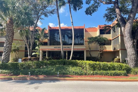 Condo in Weston, Florida, 2 bedrooms  № 2026856