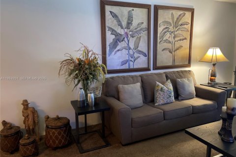 Condo in Weston, Florida, 2 bedrooms  № 2026856 - photo 10