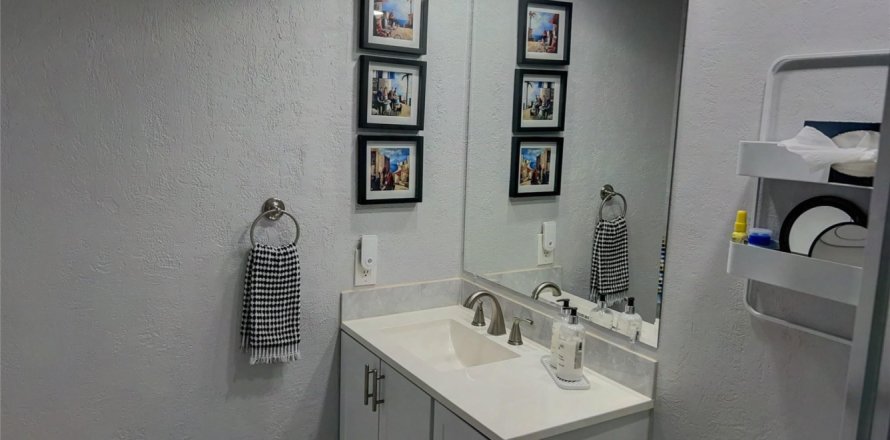 Condominio en Pembroke Pines, Florida, 2 dormitorios № 1146684