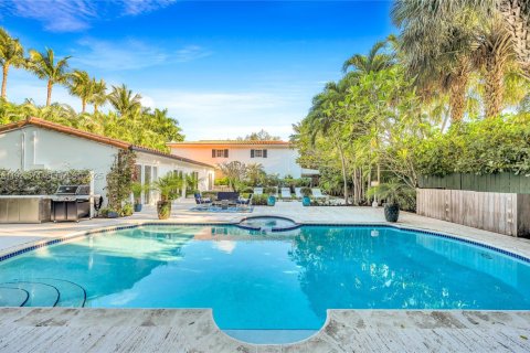 Villa ou maison à louer à Miami, Floride: 4 chambres, 376.25 m2 № 1987064 - photo 9
