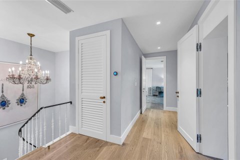 Villa ou maison à louer à Miami, Floride: 4 chambres, 376.25 m2 № 1987064 - photo 28