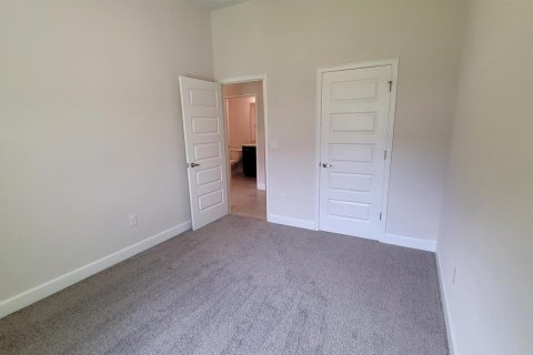 House in St. Lucie, Florida 4 bedrooms, 187.66 sq.m. № 2146207 - photo 16