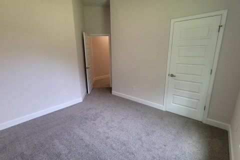 House in St. Lucie, Florida 4 bedrooms, 187.66 sq.m. № 2146207 - photo 17