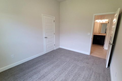 House in St. Lucie, Florida 4 bedrooms, 187.66 sq.m. № 2146207 - photo 14