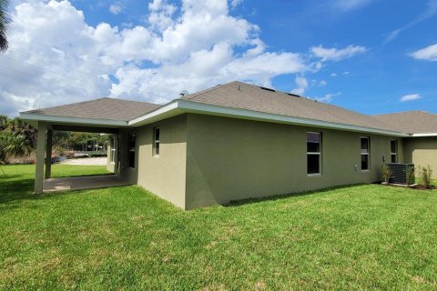 House in St. Lucie, Florida 4 bedrooms, 187.66 sq.m. № 2146207 - photo 19
