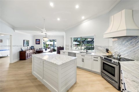 Villa ou maison à vendre à Marco Island, Floride: 5 chambres № 2004977 - photo 11