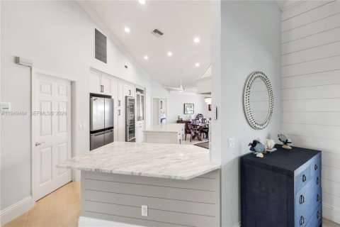 Villa ou maison à vendre à Marco Island, Floride: 5 chambres № 2004977 - photo 10