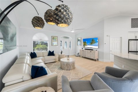 Villa ou maison à vendre à Marco Island, Floride: 5 chambres № 2004977 - photo 6