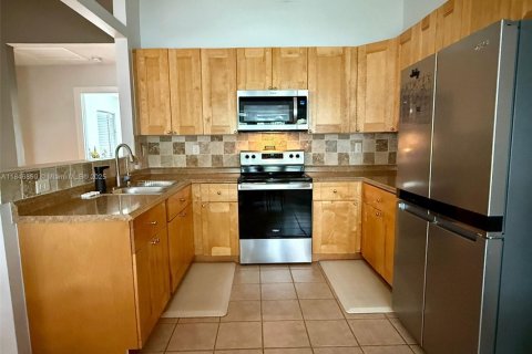 Villa ou maison à vendre à Davie, Floride: 3 chambres, 134.99 m2 № 1846262 - photo 5