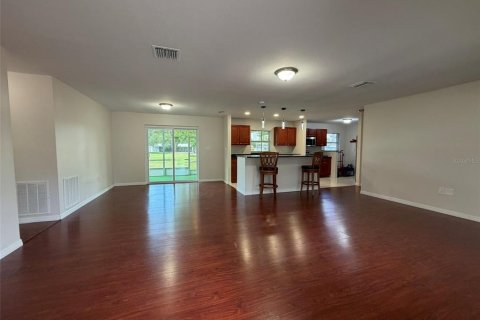 House in Punta Gorda, Florida 3 bedrooms, 124.77 sq.m. № 2229312 - photo 4
