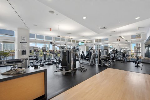 Снять в аренду кондоминиум в Майами, Флорида 2 спальни, 102.84м2, № 2017963 - фото 30