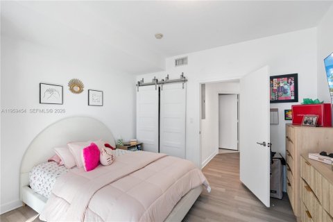 Снять в аренду кондоминиум в Майами, Флорида 2 спальни, 102.84м2, № 2017963 - фото 16