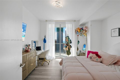 Снять в аренду кондоминиум в Майами, Флорида 2 спальни, 102.84м2, № 2017963 - фото 14