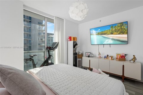 Снять в аренду кондоминиум в Майами, Флорида 2 спальни, 102.84м2, № 2017963 - фото 11