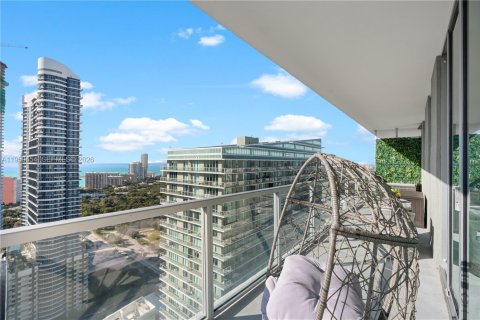 Снять в аренду кондоминиум в Майами, Флорида 2 спальни, 102.84м2, № 2017963 - фото 22