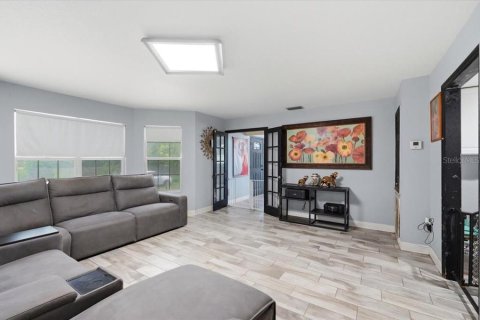 House in Polk City, Florida 3 bedrooms, 169.83 sq.m. № 2224383 - photo 7