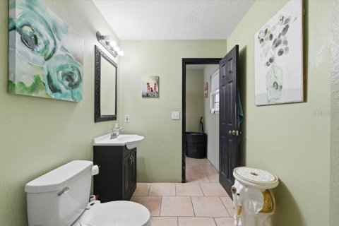 House in Polk City, Florida 3 bedrooms, 169.83 sq.m. № 2224383 - photo 20