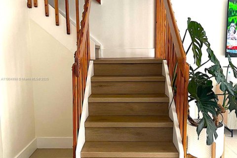 Copropriété à louer à Miami, Floride: 3 chambres, 140.75 m2 № 1955824 - photo 11