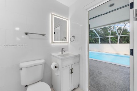 Villa ou maison à vendre à Cutler Bay, Floride: 5 chambres, 127.83 m2 № 1969739 - photo 19