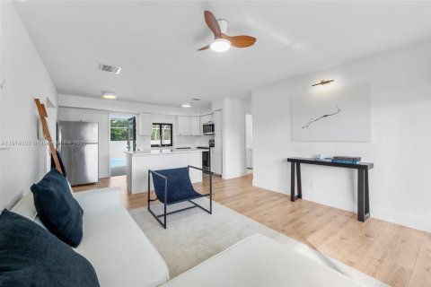 Villa ou maison à vendre à Cutler Bay, Floride: 5 chambres, 127.83 m2 № 1969739 - photo 10