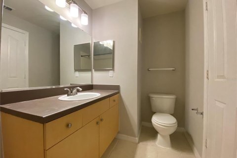Adosado en alquiler en Kissimmee, Florida, 2 dormitorios, 110.37 m2 № 1894907 - foto 20