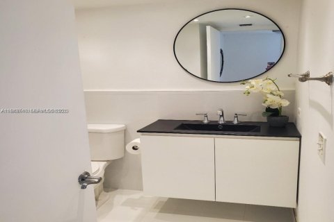 Снять в аренду кондоминиум в Дорал, Флорида 1 спальня, 65.96м2, № 2005531 - фото 19