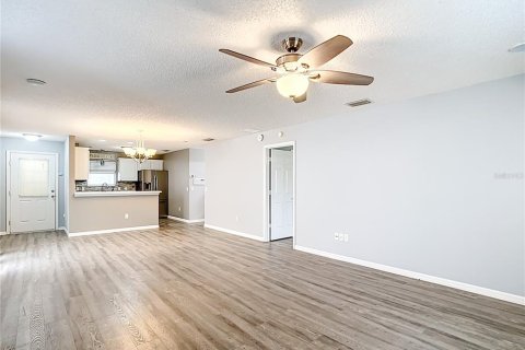 Casa en venta en The Villages, Florida, 1 dormitorio, 88.54 m2 № 1798112 - foto 7