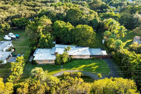 Terreno en venta en Pinecrest, Florida № 1594480 - foto 5
