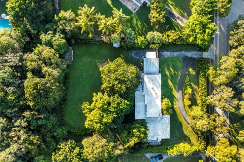 Terreno en venta en Pinecrest, Florida № 1594480 - foto 2