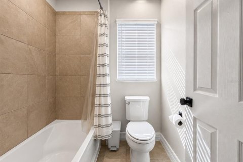 Купить таунхаус в Орландо, Флорида 4 комнаты, 158.77м2, № 2218621 - фото 26