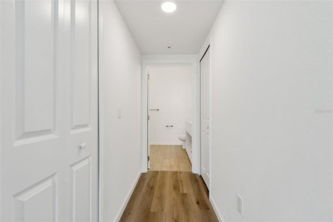 Condo in Orlando, Florida, 3 bedrooms № 2220837 - photo 24