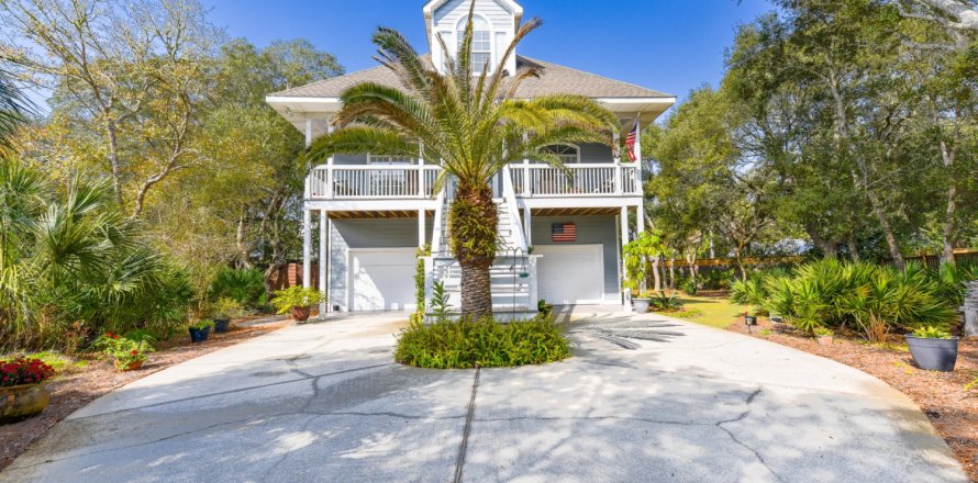 House in Inlet Beach, Florida 4 bedrooms, 284.28 sq.m. № 559708