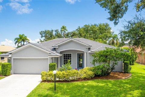 Casa en venta en Sarasota, Florida, 4 dormitorios, 188.5 m2 № 1835511 - foto 1