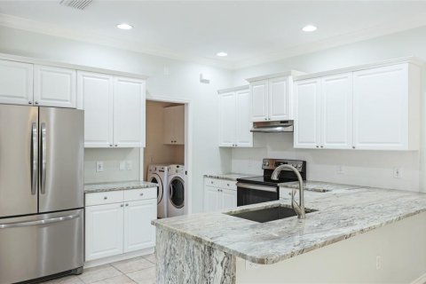 Casa en venta en Sarasota, Florida, 4 dormitorios, 188.5 m2 № 1835511 - foto 13