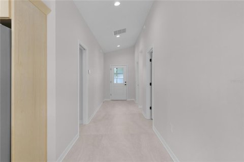 House in Ocklawaha, Florida 3 bedrooms, 146.69 sq.m. № 2324903 - photo 30